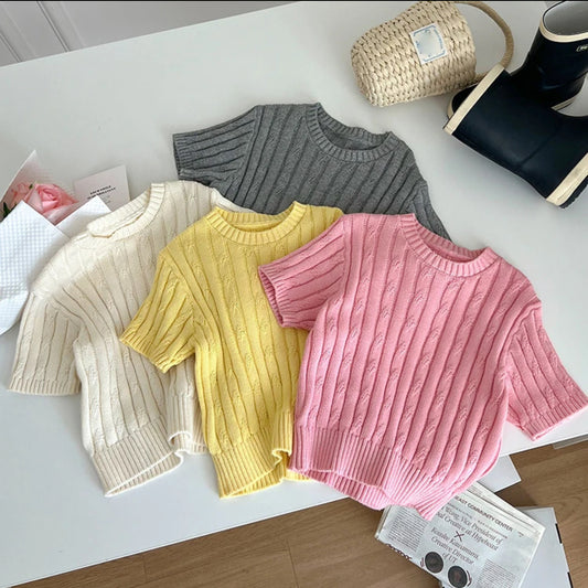 Short sleeve sweater